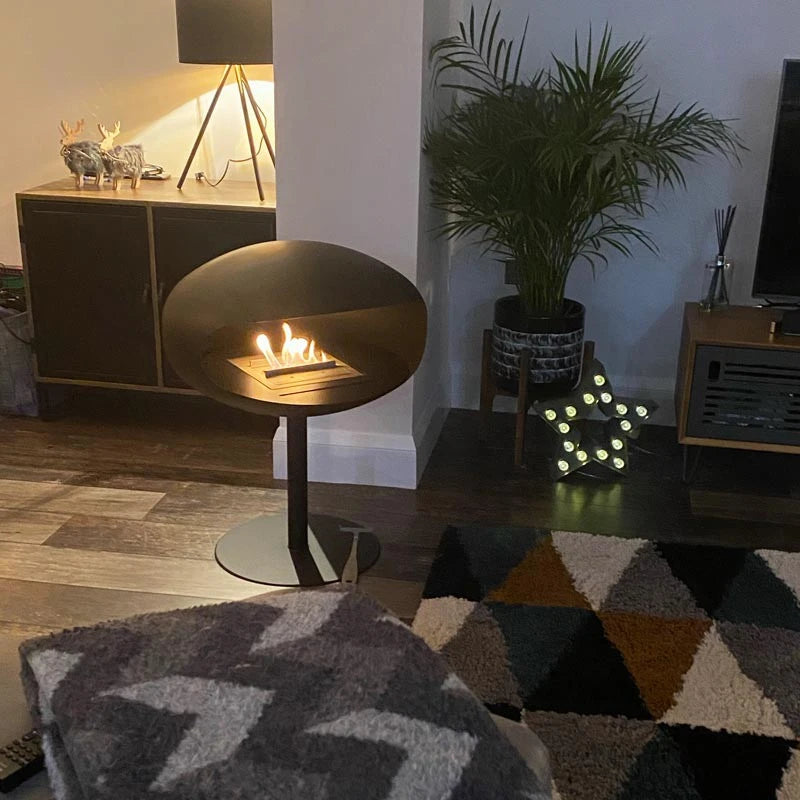 Cocoon Pedestal – Matt Svart m. Svart Fot
