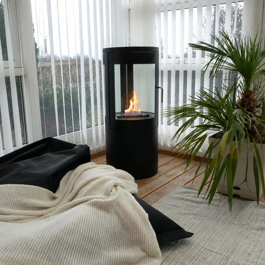 Columbus Bioethanol Stove with 360-View, wide angle, with realistic lit flame