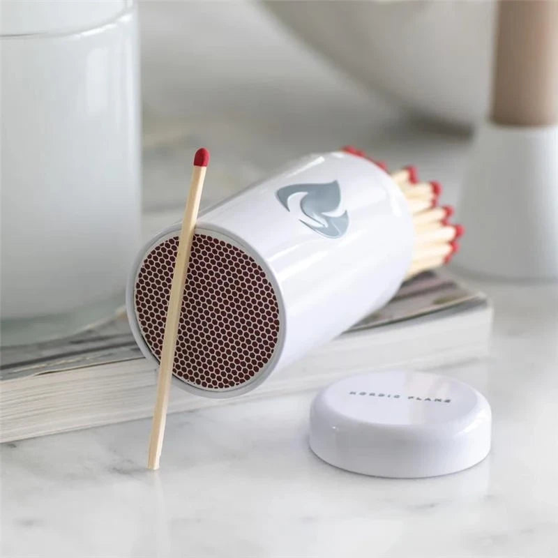 Design fyrstikkholder – Hvit