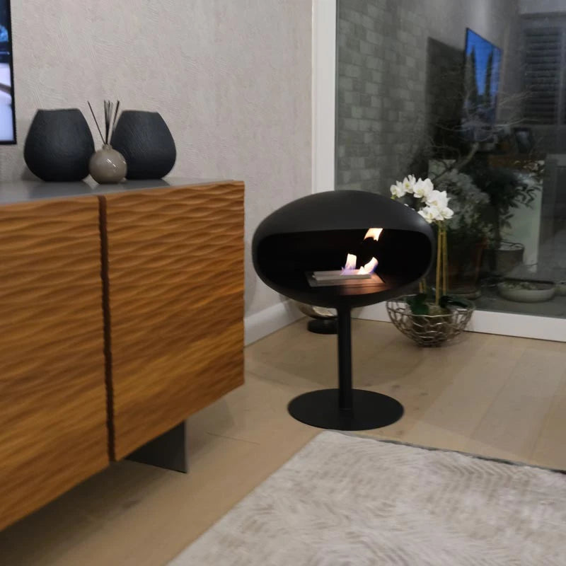 Cocoon Pedestal – Matt Svart m. Svart Fot