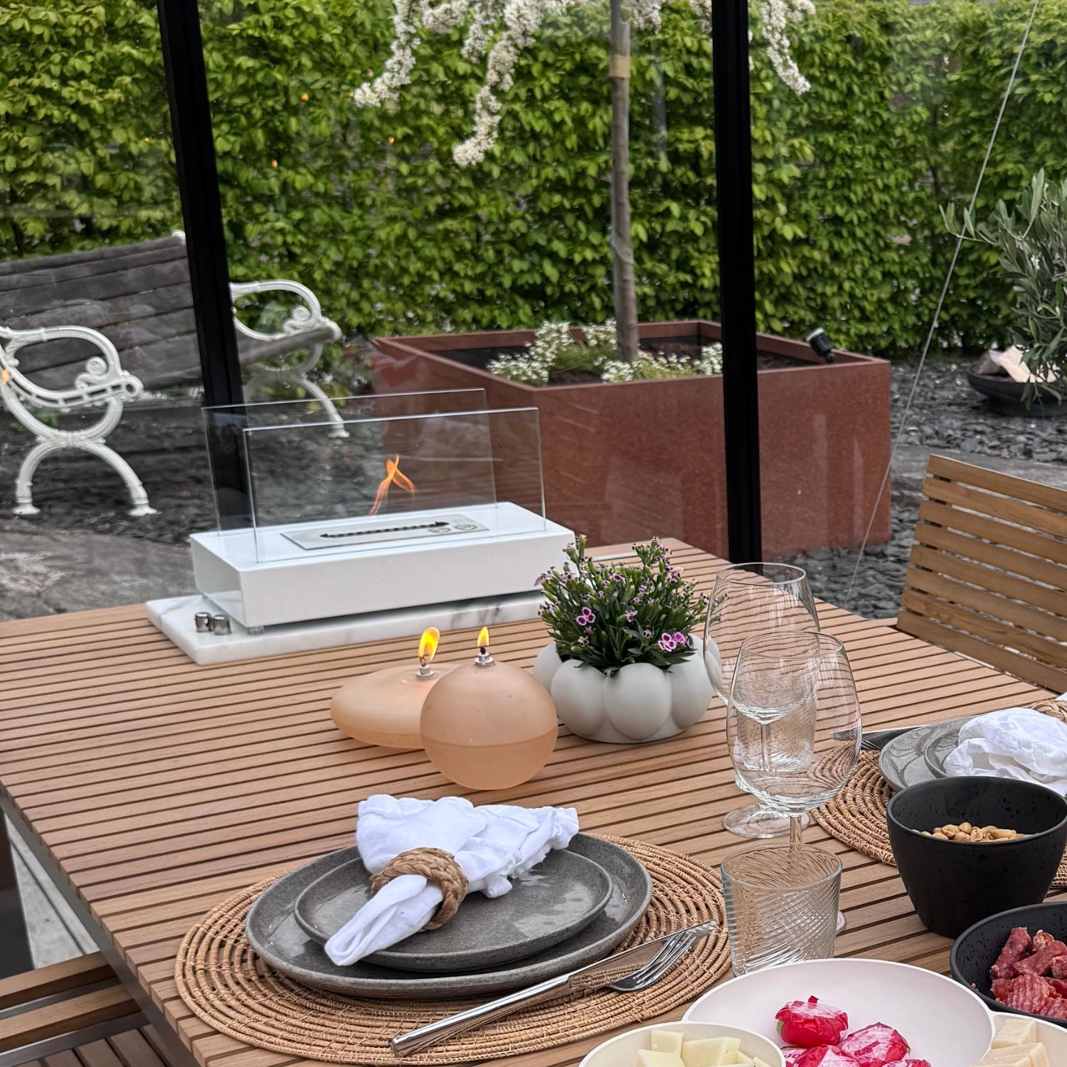 Lambeth bord biopeis - hvit